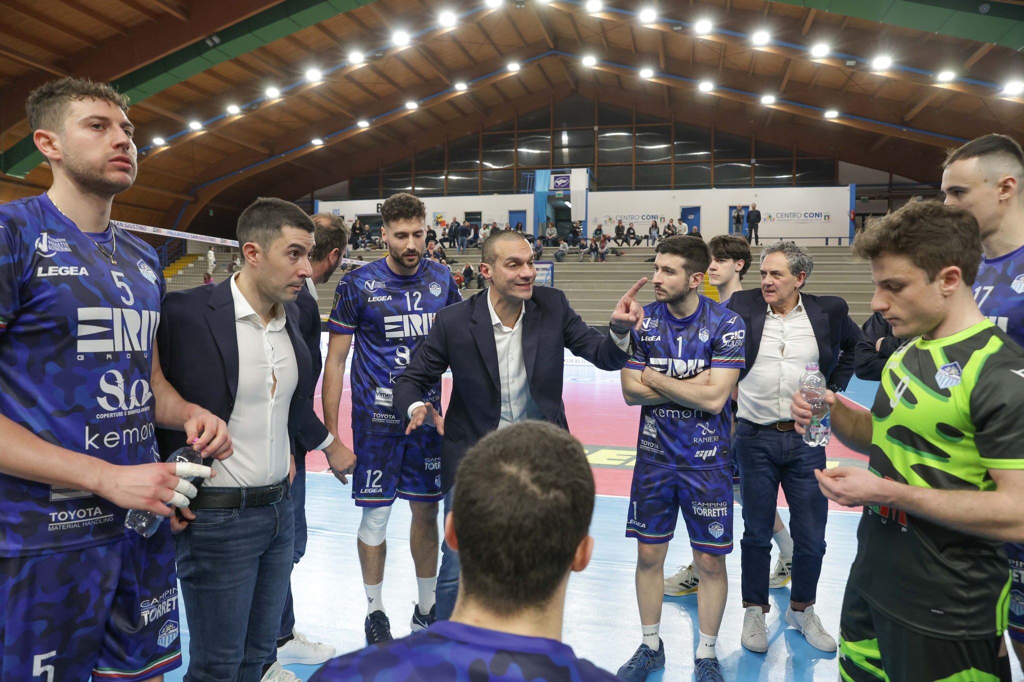 Al via la semifinale dei play-off con la ErmGroup Altotevere in casa della “corazzata” Romeo Sorrento. “Continuiamo a esprimere la nostra pallavolo”, dice coach Marco Bartolini